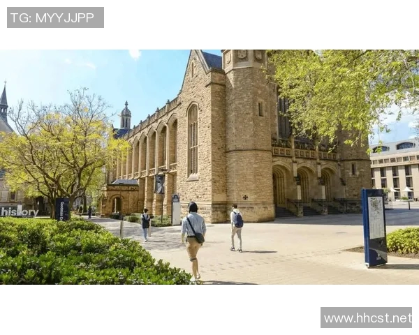 悉尼大学中国女留学生首学期全挂科，引发留学圈热议！(悉尼大学留学生真实生活)